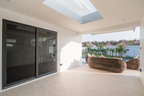 Casa de 3 dormitorios en Hua Hin, Tailandia № 125269 - foto 13