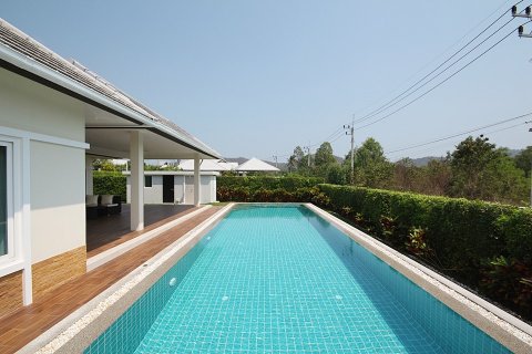Casa de 3 dormitorios en Hua Hin, Tailandia № 125273 - foto 6