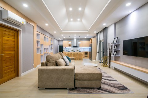 Casa de 3 dormitorios en Hua Hin, Tailandia № 125270 - foto 11