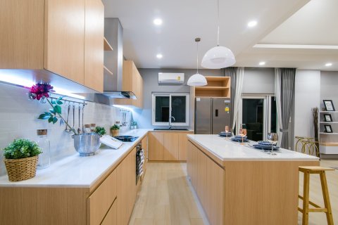 Casa de 3 dormitorios en Hua Hin, Tailandia № 125270 - foto 14