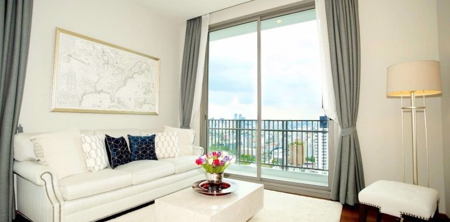 Eigentumswohnung in Bangkok, Thailand, 2 Schlafzimmer in Quattro by Sansiri  № 111341