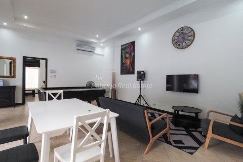 Casa de 3 dormitorios en Bang Lamung, Tailandia № 123515 - foto 4