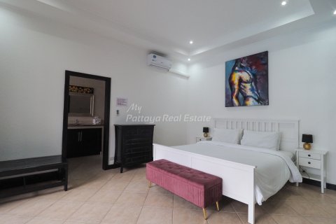 Casa de 3 dormitorios en Bang Lamung, Tailandia № 123515 - foto 6