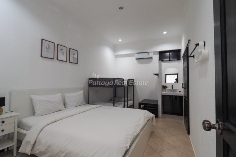 Casa de 3 dormitorios en Bang Lamung, Tailandia № 123515 - foto 9