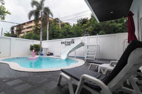 Casa de 3 dormitorios en Bang Lamung, Tailandia № 123515