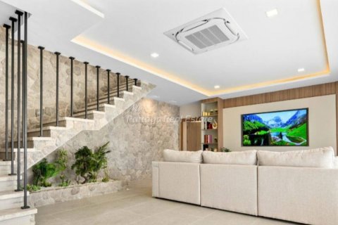 Casa de 7 dormitorios en Pattaya, Tailandia № 123512 - foto 3