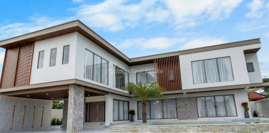 Casa de 7 dormitorios en Pattaya, Tailandia № 123512