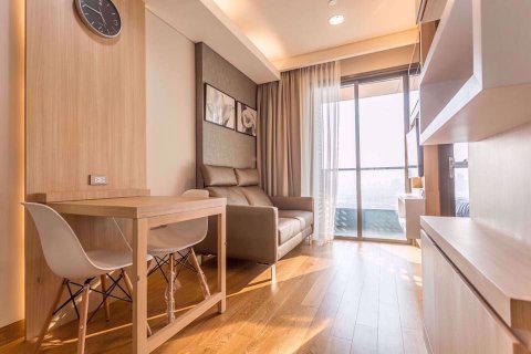 คอนโดมิเนียมในกรุงเทพมหานคร, ประเทศไทย, 1 ห้องนอน ใน The Lumpini 24 № 77984