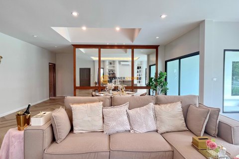 Estudio en Pattaya, Tailandia № 126538 - foto 10