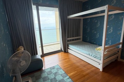 Condominio de 3 dormitorios en Chon Buri, Tailandia № 133182 - foto 7