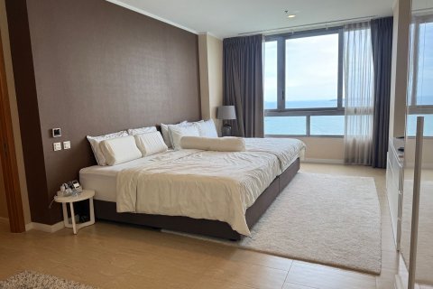 Condominio de 3 dormitorios en Chon Buri, Tailandia № 133182 - foto 6