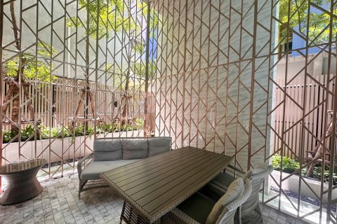 Condominio de 2 dormitorios en Bangkok, Tailandia № 107972 - foto 18