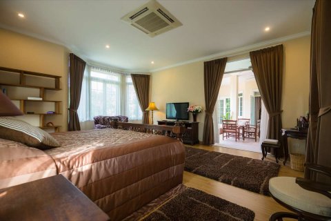 Casa de 9 dormitorios en Chiang Mai, Tailandia № 126320 - foto 18