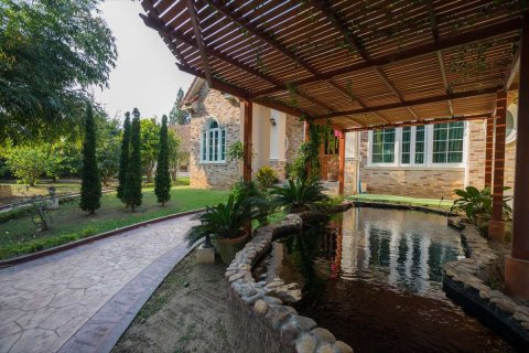 Casa de 9 dormitorios en Chiang Mai, Tailandia № 126320 - foto 16