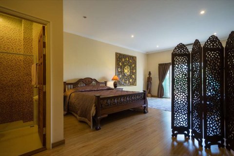 Casa de 9 dormitorios en Chiang Mai, Tailandia № 126320 - foto 13
