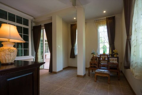 Casa de 9 dormitorios en Chiang Mai, Tailandia № 126320 - foto 12