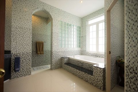 Casa de 9 dormitorios en Chiang Mai, Tailandia № 126320 - foto 8