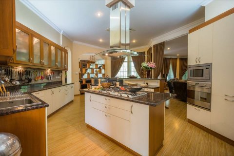 Casa de 9 dormitorios en Chiang Mai, Tailandia № 126320 - foto 6