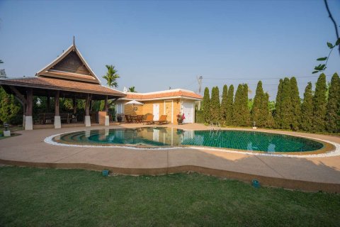 Casa de 9 dormitorios en Chiang Mai, Tailandia № 126320 - foto 4