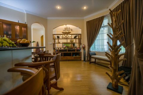 Casa de 9 dormitorios en Chiang Mai, Tailandia № 126320 - foto 9