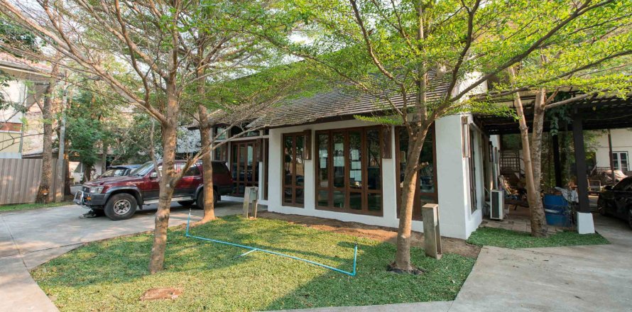 Propriété commerciale à Chiang Mai, Thaïlande № 126324