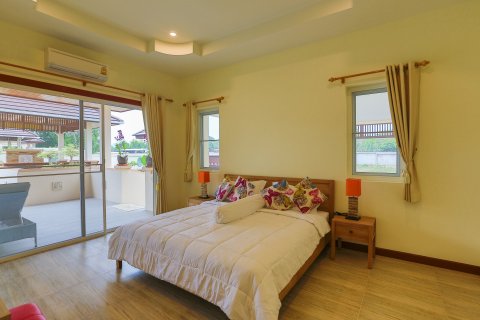 Casa de 3 dormitorios en Hua Hin, Tailandia № 125180 - foto 12