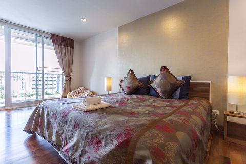 Condominio de 3 dormitorios en Watthana, Bangkok, Tailandia № 76762 - foto 26