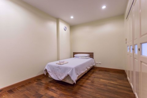Condominio de 3 dormitorios en Watthana, Bangkok, Tailandia № 76762 - foto 29