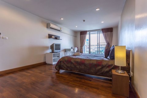 Condominio de 3 dormitorios en Watthana, Bangkok, Tailandia № 76762 - foto 25