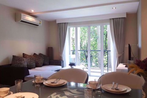 Condominio de 2 dormitorios en Watthana, Bangkok, Tailandia № 77225 - foto 2