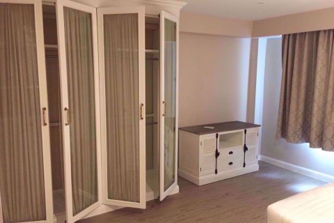 Condominio de 2 dormitorios en Watthana, Bangkok, Tailandia № 77227 - foto 5