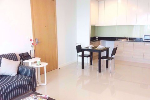 Condominio de 1 dormitorio en Ratchathewi, Bangkok, Tailandia № 77229 - foto 3