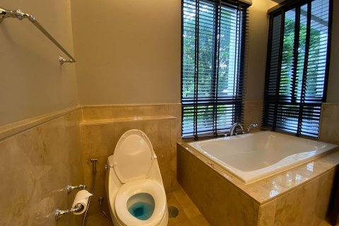Condominio de 1 dormitorio en Bangkok, Tailandia № 143605 - foto 18