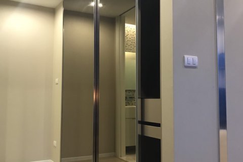 Condominio de 1 dormitorio en Bangkok, Tailandia № 143609 - foto 4
