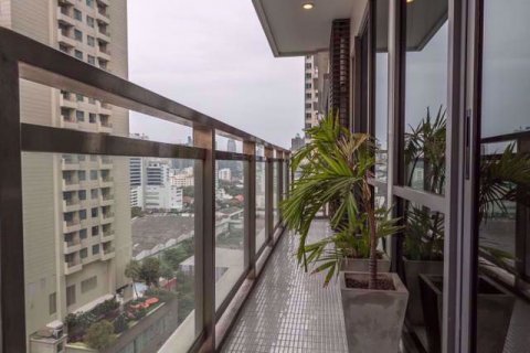 Sobre plano Bright Sukhumvit 24 en Bangkok, Tailandia № 36707 - foto 15