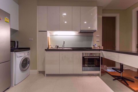 Sobre plano Bright Sukhumvit 24 en Bangkok, Tailandia № 36707 - foto 4
