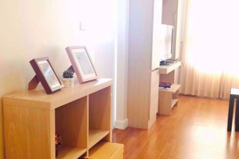 Sobre plano Condo One X Sukhumvit 26 en Bangkok, Tailandia № 28711 - foto 8