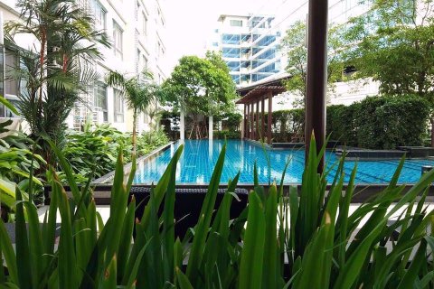 Sobre plano Condo One X Sukhumvit 26 en Bangkok, Tailandia № 28711 - foto 12