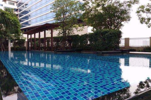 Sobre plano Condo One X Sukhumvit 26 en Bangkok, Tailandia № 28711 - foto 11