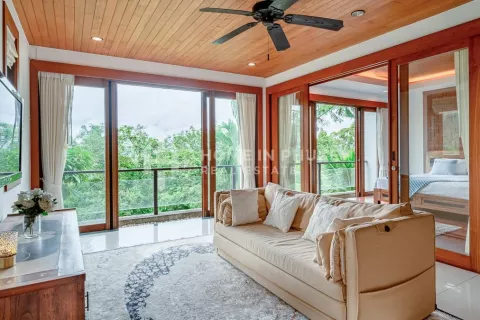 Casa de 4 dormitorios en Phuket, Tailandia № 131881 - foto 12