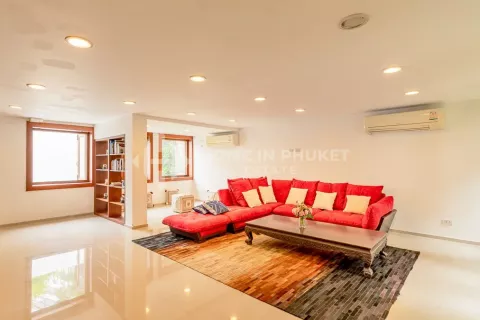 Casa de 4 dormitorios en Phuket, Tailandia № 131881 - foto 25