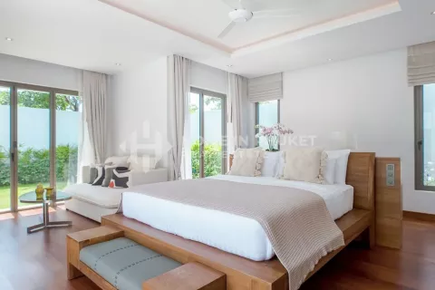 Casa de 3 dormitorios en Phuket, Tailandia № 131880 - foto 25