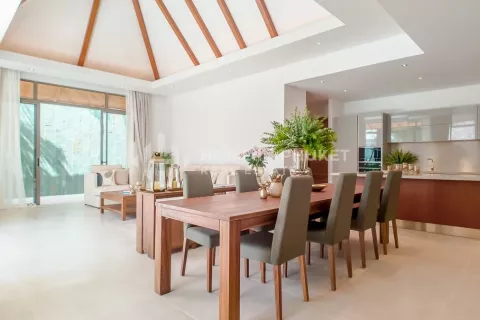 Casa de 3 dormitorios en Phuket, Tailandia № 131880 - foto 8