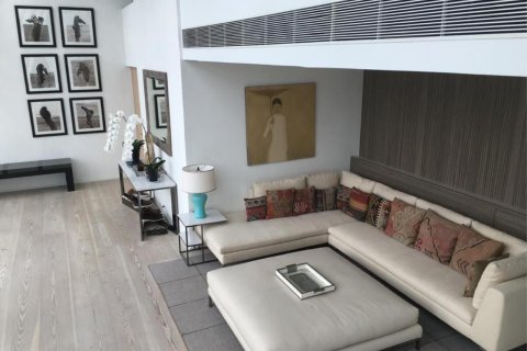 Condo à Watthana, Bangkok, Thaïlande, 3 chambres  № 123602 - photo 6