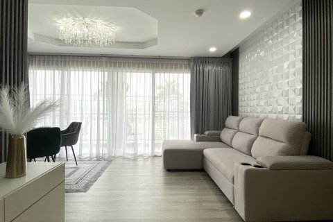 Apartamento de 384 dormitorios en Pattaya, Tailandia № 130378 - foto 3