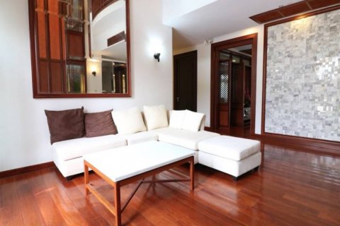 Chalet de 4 dormitorios en Chiang Mai, Tailandia № 119591 - foto 9