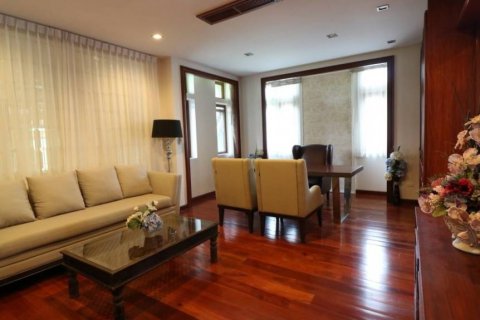 Chalet de 4 dormitorios en Chiang Mai, Tailandia № 119591 - foto 6