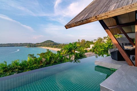 Villa in Phuket, Thailand 4 bedrooms № 119438