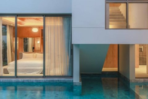 Chalet de 4 dormitorios en Phuket, Tailandia № 119440 - foto 9