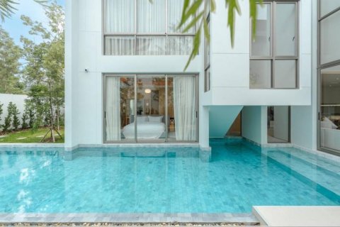 Chalet de 4 dormitorios en Phuket, Tailandia № 119440 - foto 2